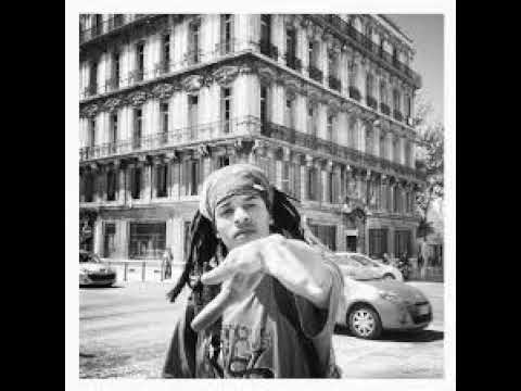 BLIKSEM-VOLLE MAGASYN