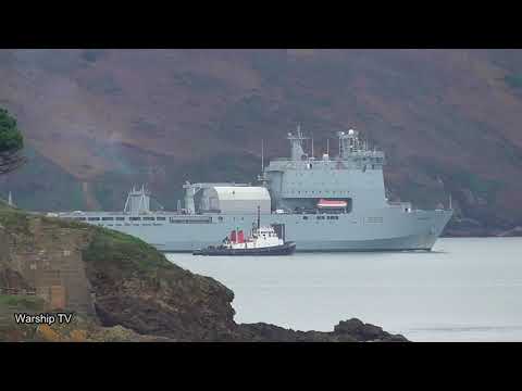 RFA MOUNTS BAY L3008 IN PLYMOUTH SOUND - 20th November 2021