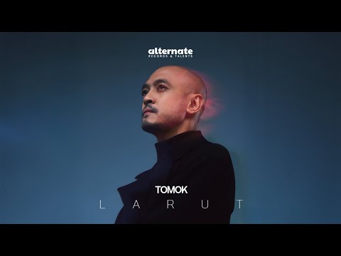 LARUT - TOMOK [OFFICIAL LYRIC VIDEO OST AKU BUKAN USTAZAH 2]