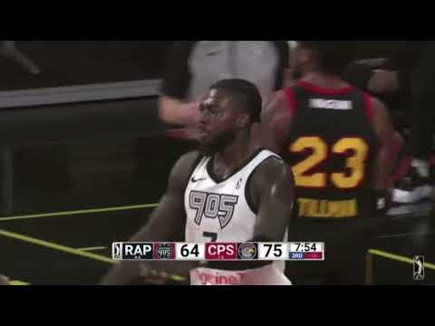 Kevon Harris drives (Raptors 905)