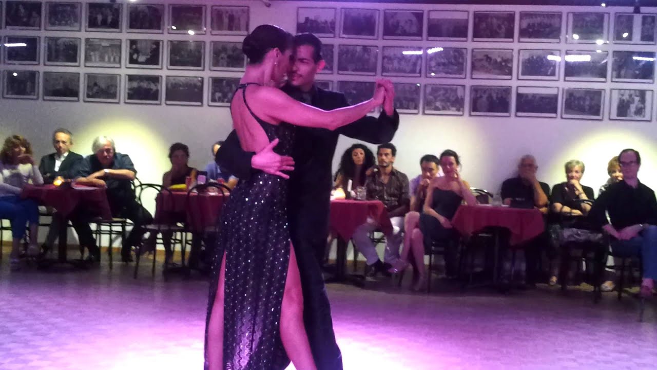Gabriel Ponce y Analia Morales esibizione en Zotto Tango Academy Milano il 06.Luglio 2013