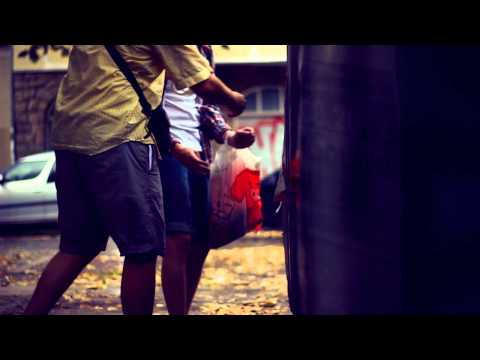 Soundbombing mit Cutcannibalz, Verrückte Hunde, Klaus Layer und Rino Mandingo + Special Guests