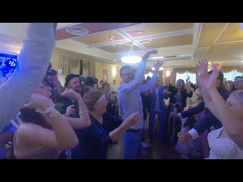 MATRIMONIO TRAVOLGENTE - MUSICA MATRIMONIO ABRUZZO - DIVERTIMENTO FRANCESCO BARATTUCCI SHOWMAN