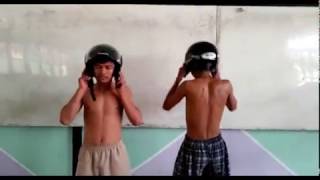 Download lagu Lagi Viral ! Goyang Pakai Helm !! Challenge Helm Dance || joget heters tai kambing mp3