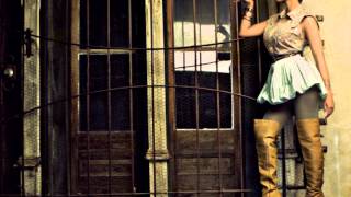 Blu feat Lola Monroe and Boobie - On My Line