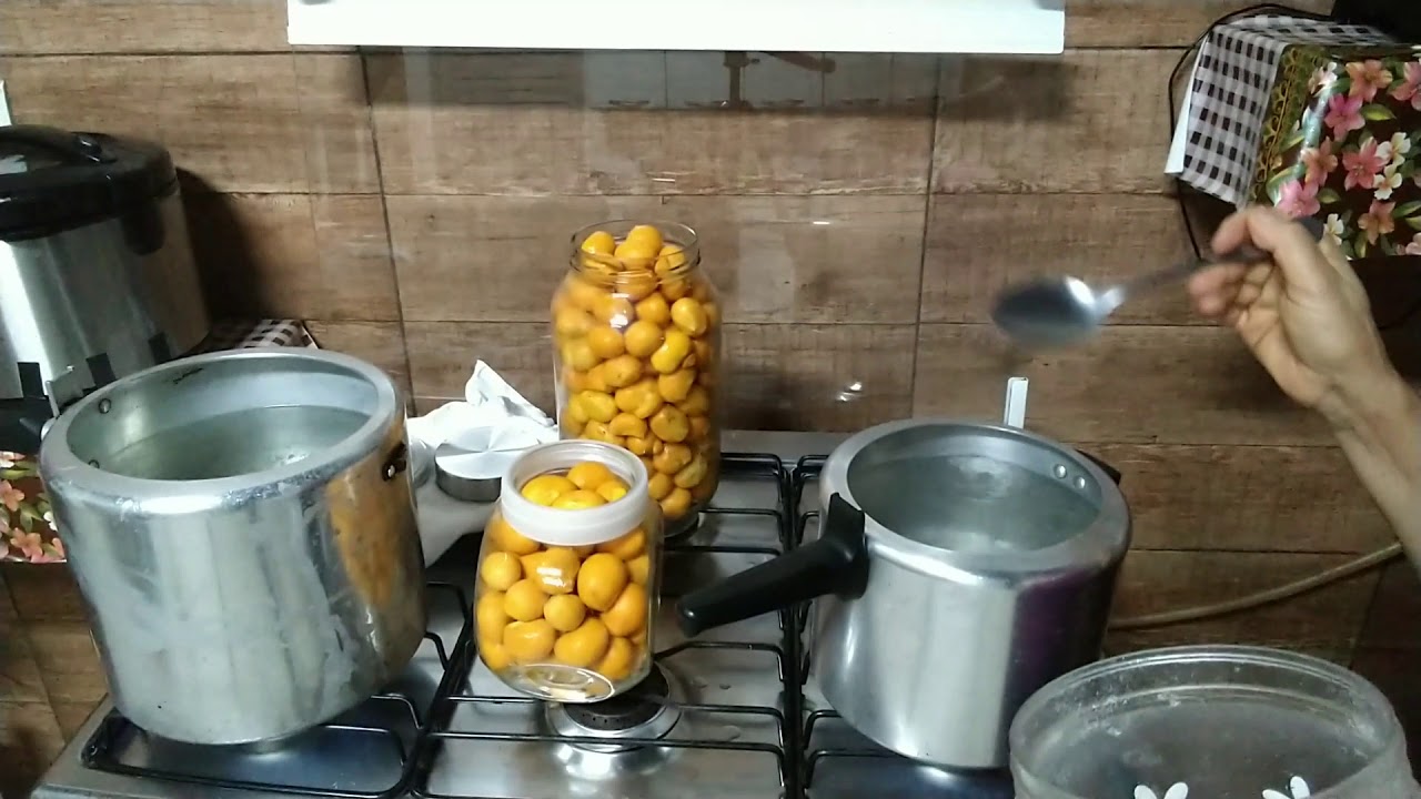 Como preparar conserva de Pequi