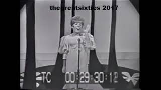 Lesley Gore on the Mike Douglas Show 08/04/1965