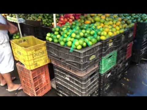 Giro pela feira livre de Goiana
