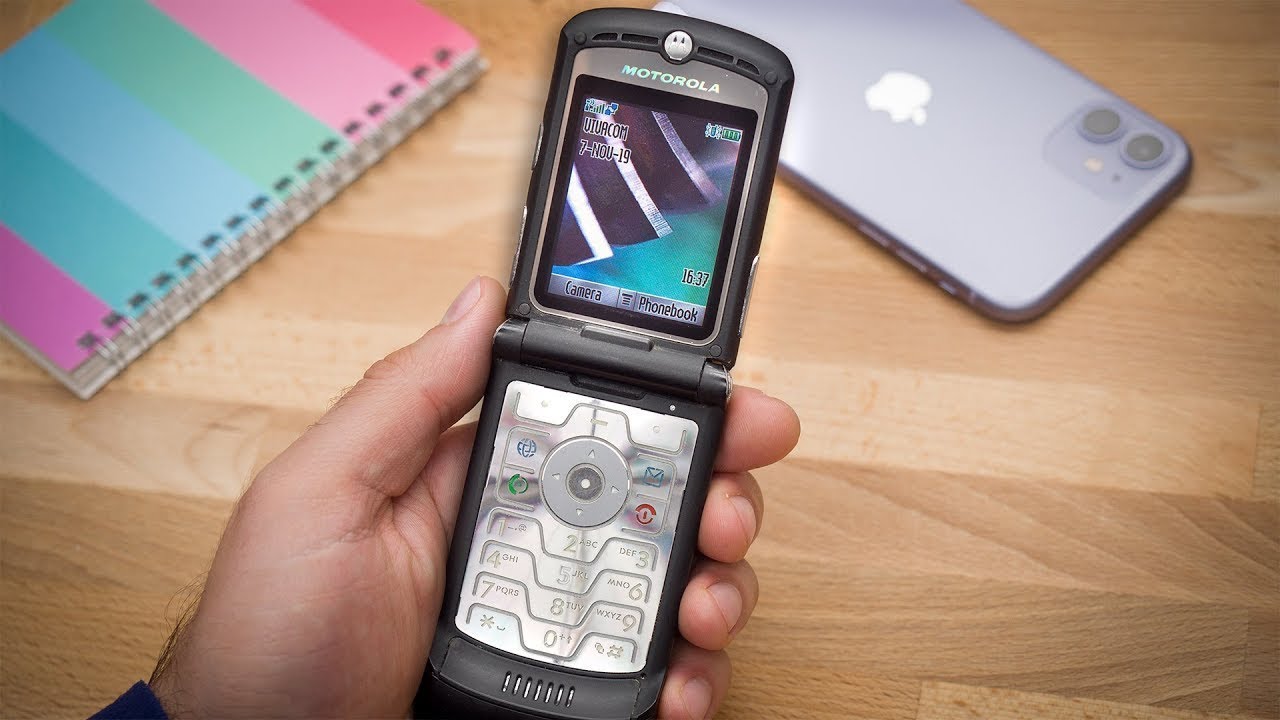 The Motorola RAZR V3 was the coolest phone in the world