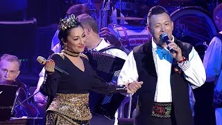 Download lagu Andra & Sandel - Drumul Vietii Ne Desparte (Concert Traditional) mp3 Download lagu Andra & Sandel - Drumul Vietii Ne Desparte (Concert Traditional) mp3