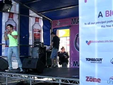 Mark Read from A1 live Take On Me @ Birmingham Pride 2009