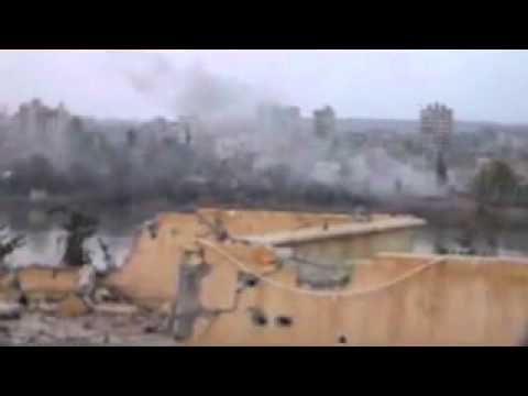 لحظة إعطاب إحدى دبابات النظام من قبل كتيبة أحباب الصحابة في دير الزور ضمن معركة "فجر التحرير"