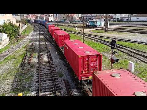 CP MEDWAY e CAPTRAIN. Comboios no entroncamento 