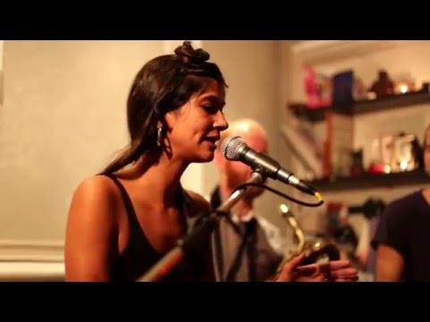 Darlini Singh Kaul & Moscow Family/( house concert)