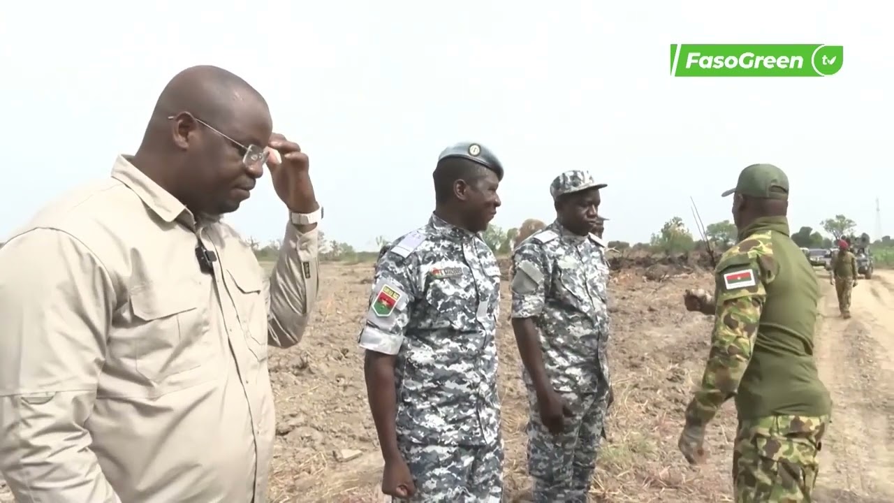 Centre Pénitentiaire Agricole de Baporo : Le président Ibrahim TRAORÉ visite le champ des détenus