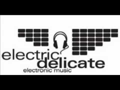 electric delicate paul cooper old techno mix.wmv