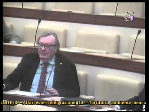 Fa male con forza la vita durante la gravidanza 7 mesi Il video taping reparto toracica