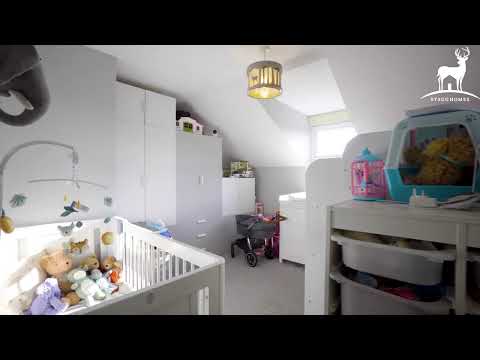 10 Clifford Crescent