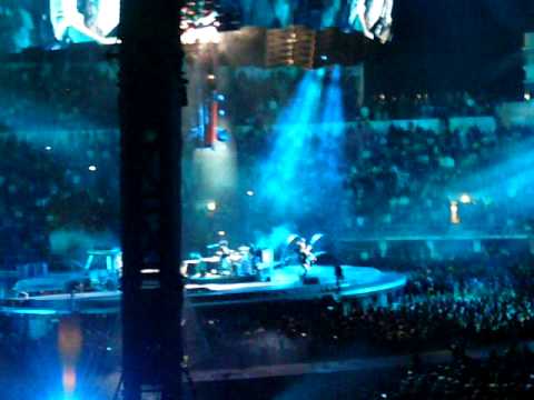 U2 Helsinki 2010-08-20 Moment of Surrender - End of the show