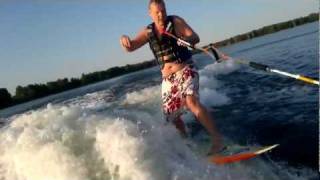 preview picture of video 'Surfing boy Poksa 27.08.2011'