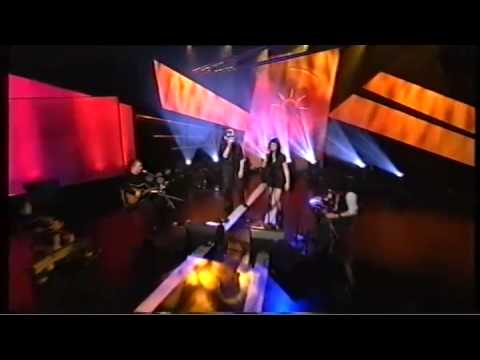 Camille O'Sullivan & Shane MacGowan - Devil in Disguise