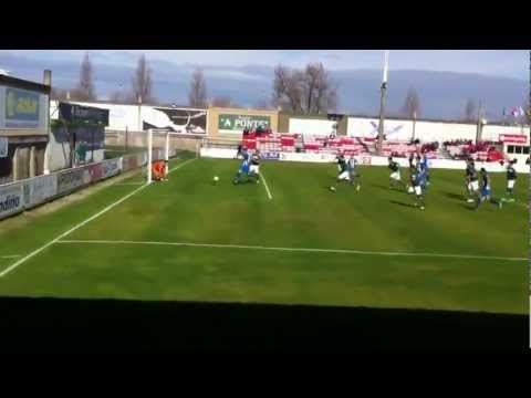 Gol de Dioni al Coruxo (2-1) y celebración