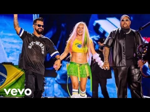 Karol G - Dennis TA ÓK REMIX en ( vivo )