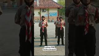 Download lagu Latihan PBB - Periksa Kerapian mp3