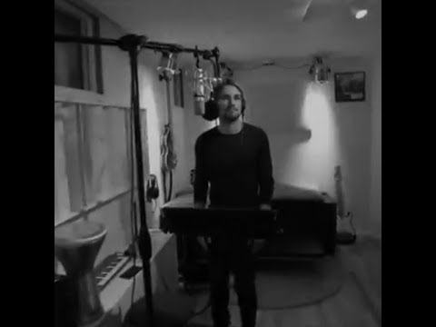 Kevin Walker - Get up!