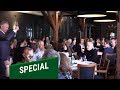 Sponsoren en selectie genieten van een heerlijke lunch!