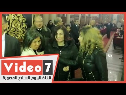 نجوي فؤاد ولطفي لبيب وسيد رجب أول الحاضرين بعزاء محسن حلمي