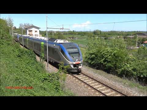 MINUETTO D. IN DOPPIA TRANSITA IN CURVA A BORGO S. DALMAZZO. (CN) VEN.  7 - 5 - 2021.