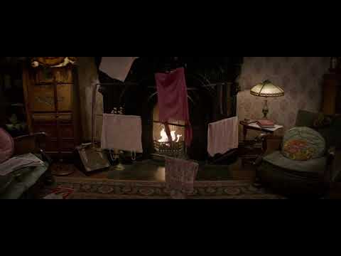 See how Queenie stylishly prepared dinner for Newt and Jacob using magic