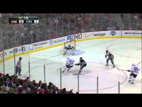 Jonathan Toews Coast-To-Coast Goal : Chicago Blackhawks NHL : February 18 2012