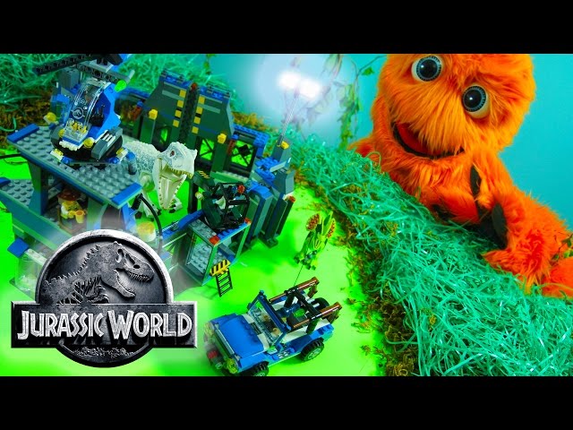 Vídeo relacionado con FRUSE Jurassic Dinosaurios Juguetes con 145x98cm Tapete de Juego para Niños