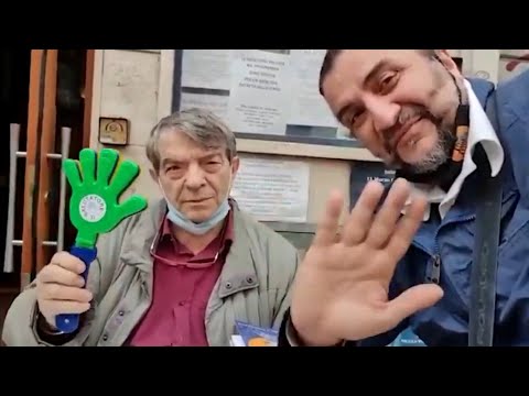 Silvano Agosti saluta i suoi fan e del Cinema Azzurro Scipioni col Salutatore