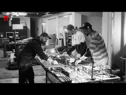 SHS 28 Charlton x Kucera x Speedy J live