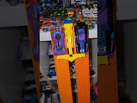 HOT WHEELS LET'S RACE NETFLIX BATTLE #hotwheels #race #cars #netflix #letsrace