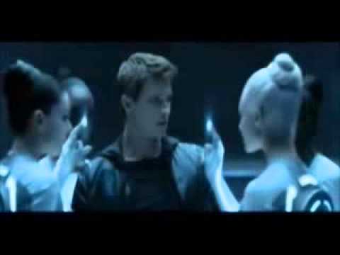 castor feels like a woman -tron legacy
