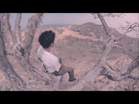 Mortimer Drunk & Skillz Flav - Todo Nace Absurdo | Video