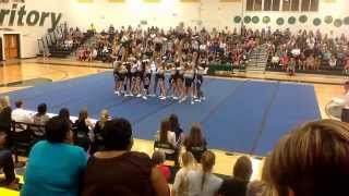 preview picture of video 'James Wood High School Cheerleaders- Valley Spiritfest'