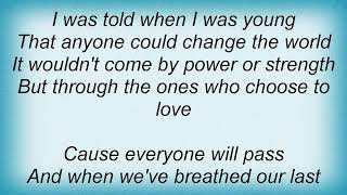 Barlow Girl - Love Is Marching Lyrics