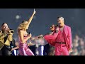 Robbie Williams & Delta Goodrem - Kids (2022 AFL Grand Final)