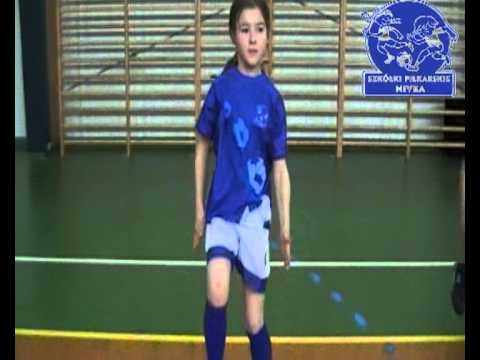 SKIP A KROK1 - EKS Kolektyw Radwanice - podstawy piłki nożnej