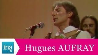 Hugues Aufray  "La fille du Nord" (live officiel) - Archive INA