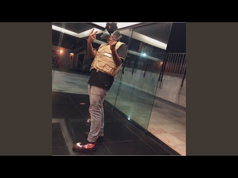 Joga o Pau na Hello Kitty