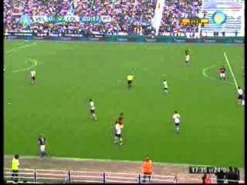 Segundo de Gigliotti frente a Vélez