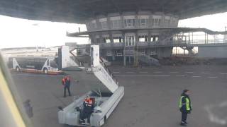 preview picture of video 'Sheremetyevo Mobile Staircase in Operation'