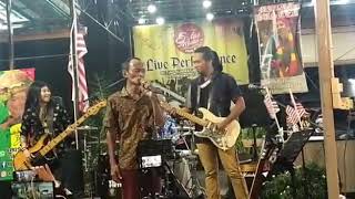 Download lagu Wak mustar Yg legend....Merdu suaranya mp3 Download lagu Wak mustar Yg legend....Merdu suaranya mp3