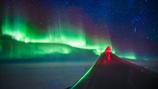 EPIC NORTHERN LIGHTS FROM PLANE!
